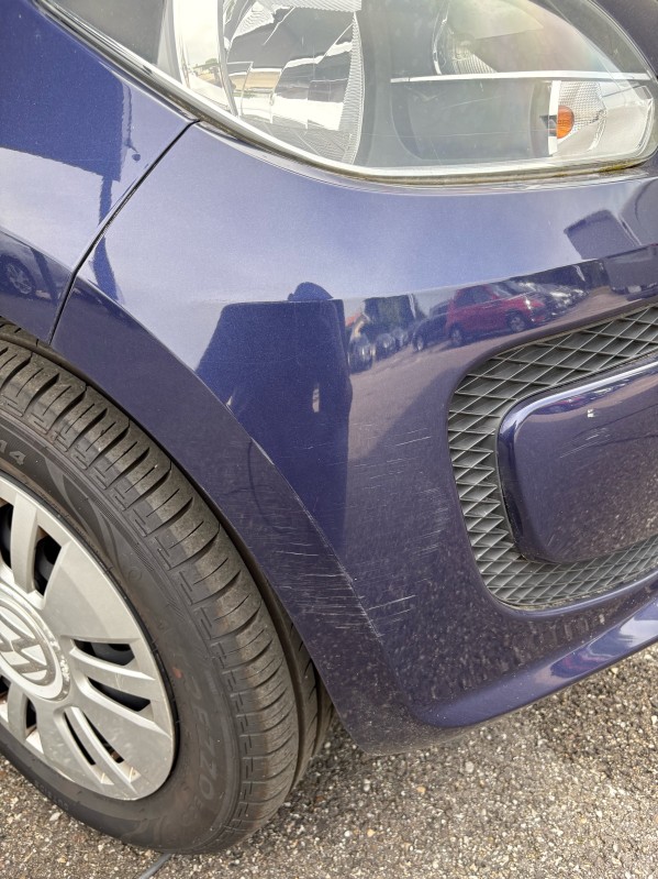 pare choc vw up abime