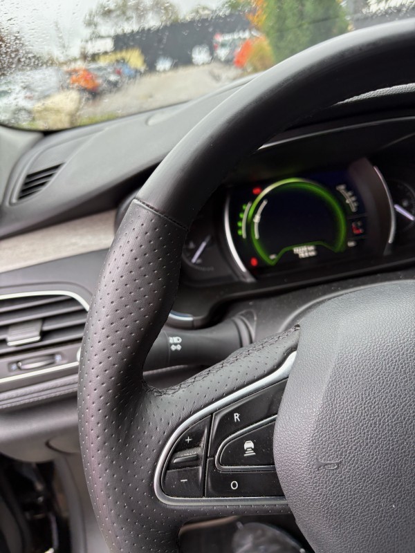 renovation volant cuir