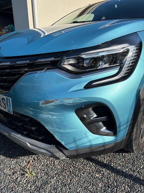 rayure pare choc renault captur