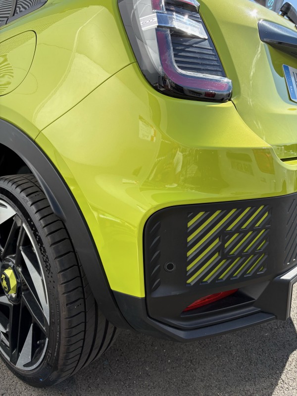 peinture neuve pare choc arrière