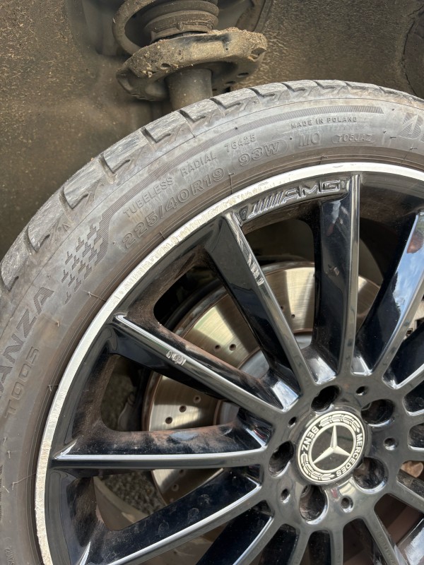 coup de trottoire jante alu