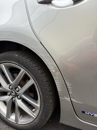 Notre zone d'activité pour ce service Rénovation peinture auto pour retouche sur portière abîmée sans déplacement avec devis gratuit particulier à